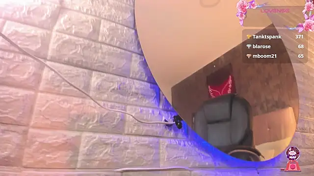 alice__tylor live sex cam