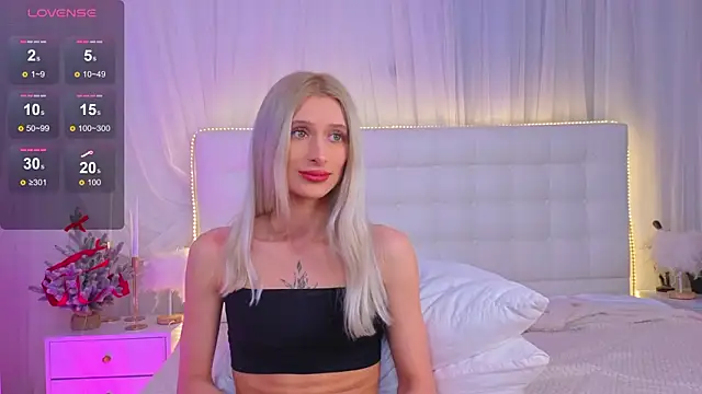 Monica_Leen's cam snapshot