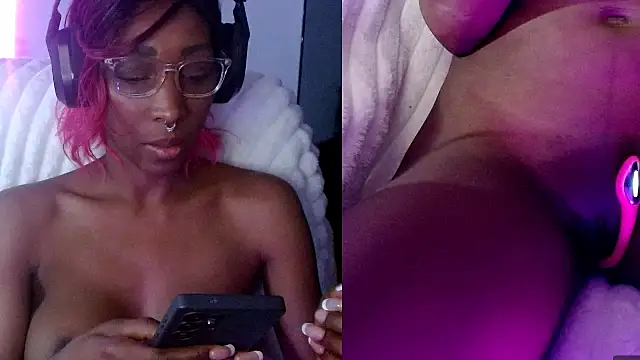 alys_at_college's cam snapshot