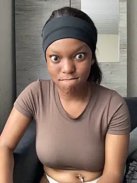 comehaveataskxx6's cam snapshot