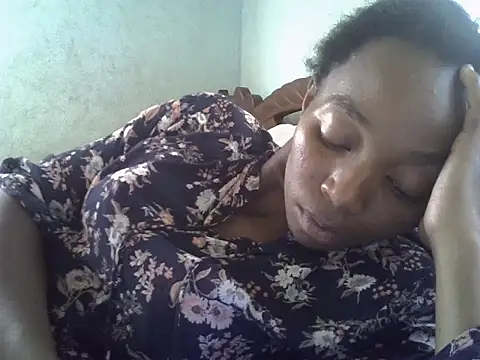 ElianeHot's cam snapshot