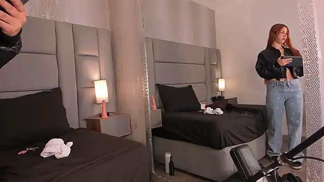 lexiee__'s cam snapshot