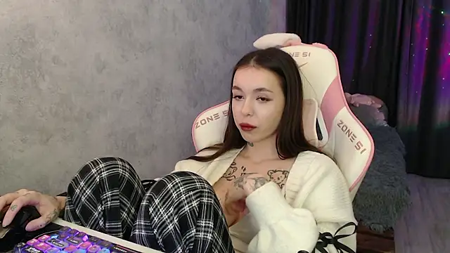 naughty_dakota live sex cam