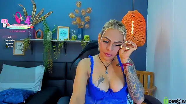 yessila_parker live sex cam