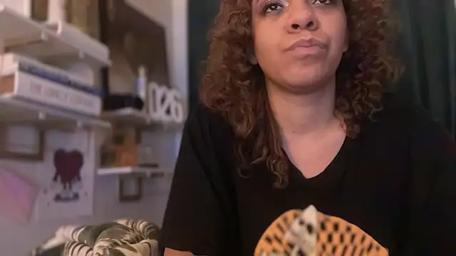 Sanaawest's cam snapshot