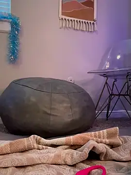 lil_martian's cam snapshot