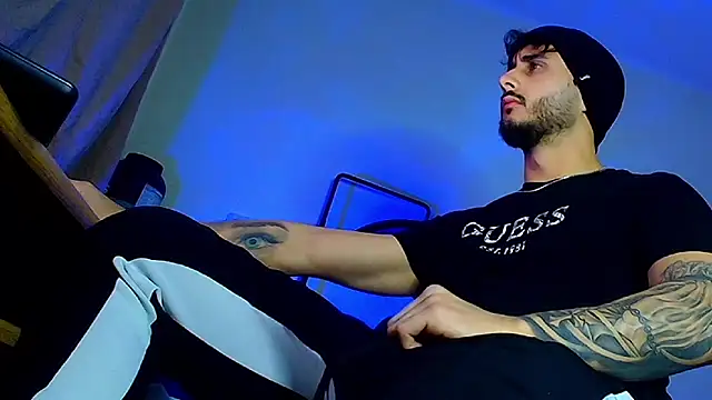 XanderCage99 live sex cam