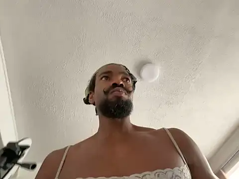 Siriss_boyrag live sex cam