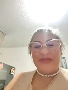 AlexxiaaMat live sex cam
