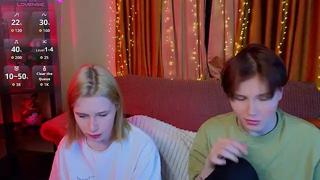 Girls_Fingers's cam snapshot