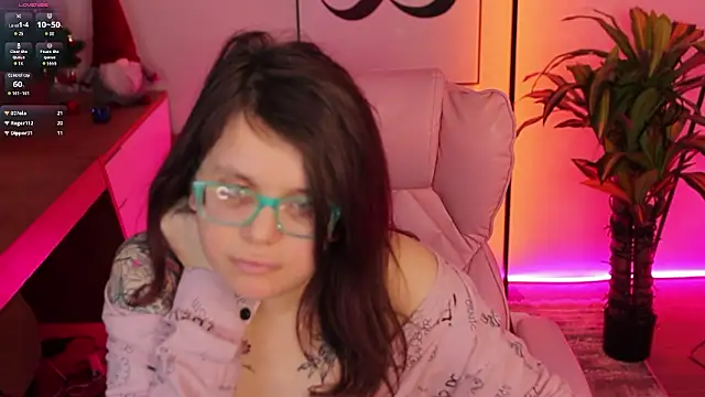 Ariell_Mini's cam snapshot