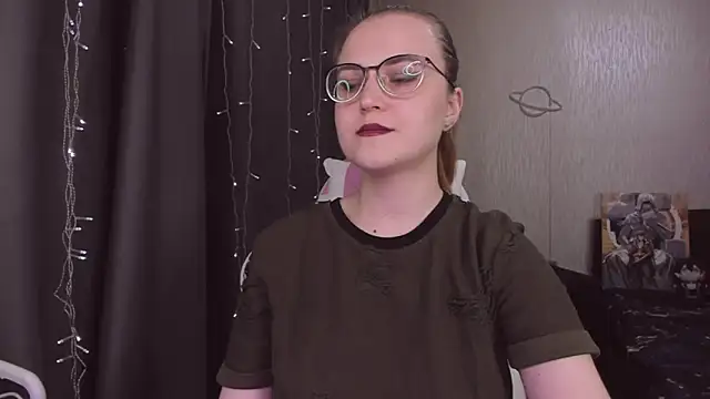 MissBrightShine's cam snapshot