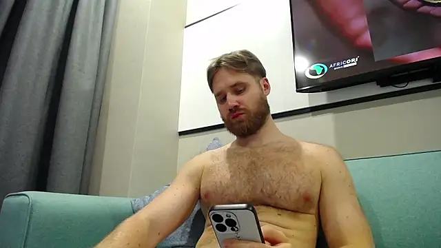 LorenzoLux live sex cam