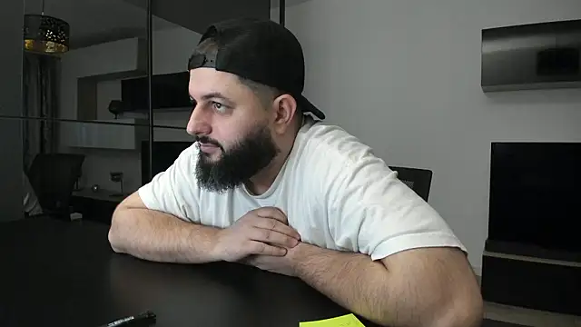 DravenPeak live sex cam