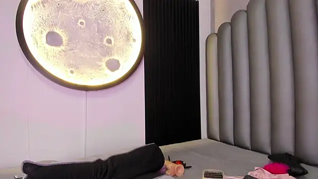 Shirleytaylor-'s cam snapshot