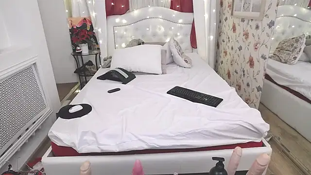 SilviaHart live sex cam