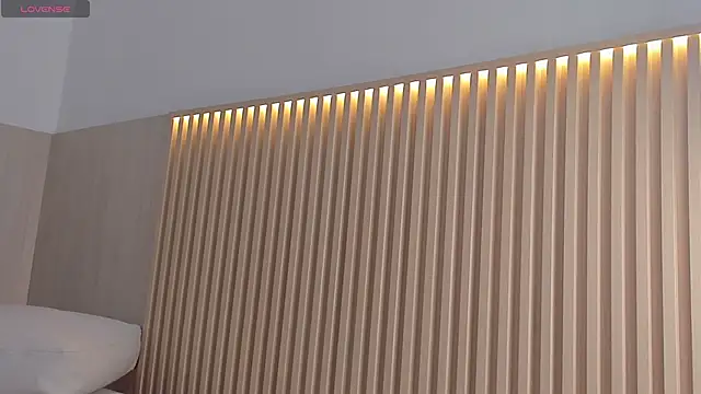 andrea_harmon's cam snapshot