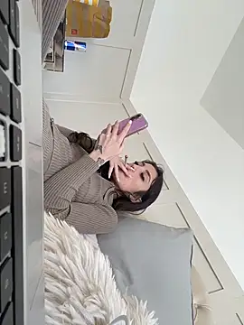 naughtybella05's cam snapshot