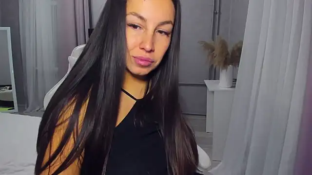 AvisFlowers's cam snapshot