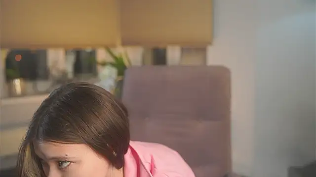 EleniRoeber's cam snapshot