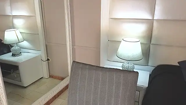 adaraSmiith's cam snapshot