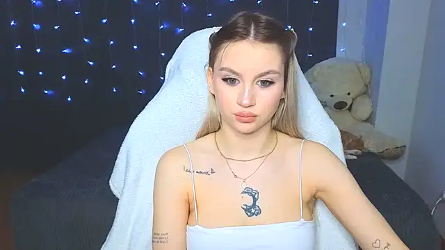 doll_barbieee's cam snapshot