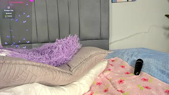 Sophia_Ebony's cam snapshot