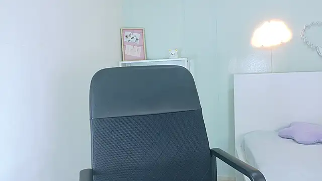 AmmyRouse__'s cam snapshot