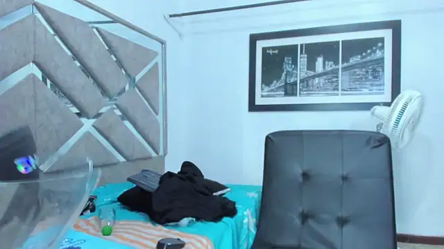 EvaxEmma live sex cam