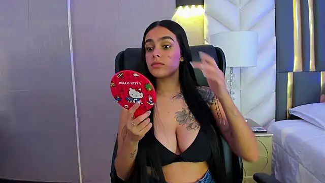 ChloeHarper_ live sex cam