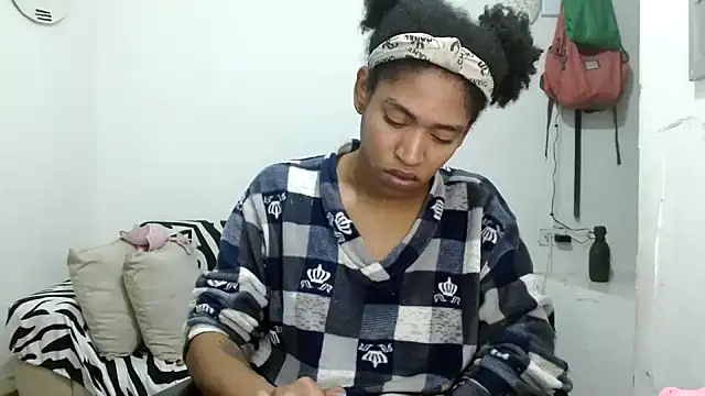 angelamarie1 live sex cam