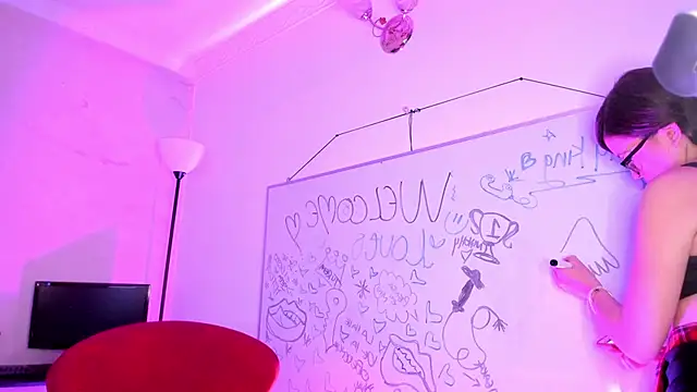 nahomy_lara's cam snapshot