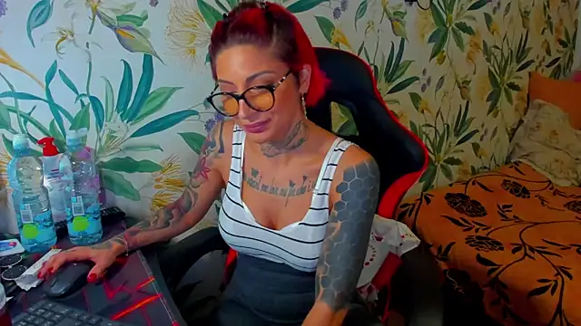 Lucky_Deniz's cam snapshot