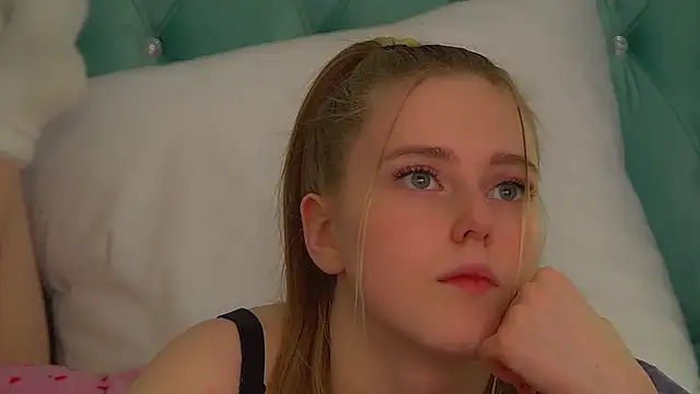 LexiBookwell's cam snapshot