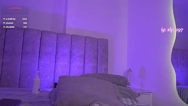 sara_lopee1's cam snapshot