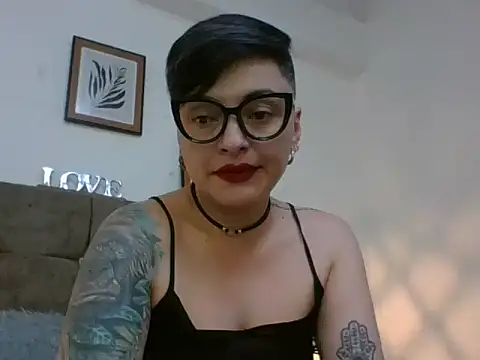 kat_paradise's cam snapshot