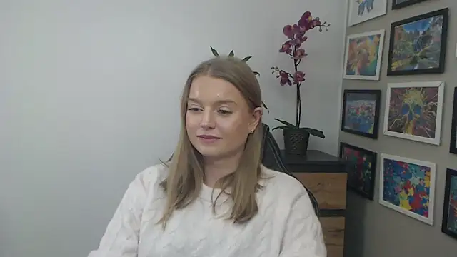 Mysteryerica's cam snapshot