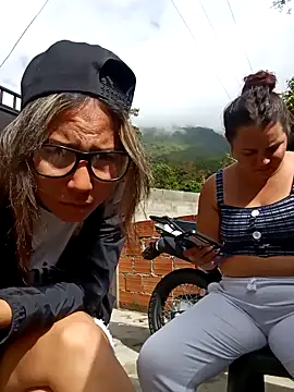 Abril-cloud2026's cam snapshot