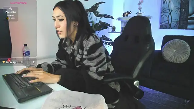 BaphyBaby's cam snapshot