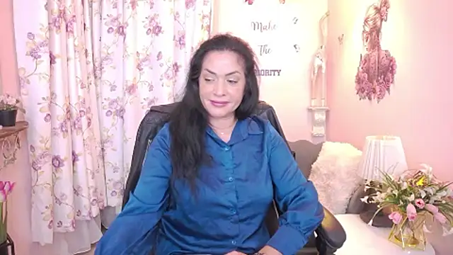 MyLovOne's cam snapshot