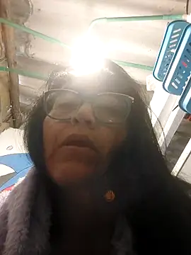 clarita_01's cam snapshot