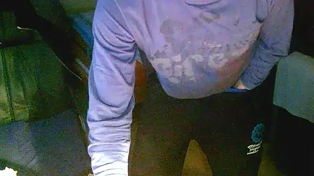 dado-hot12's cam snapshot