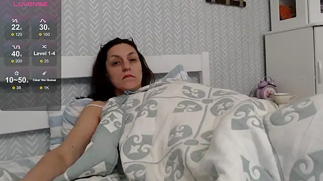 Vivian_Violet_ live sex cam