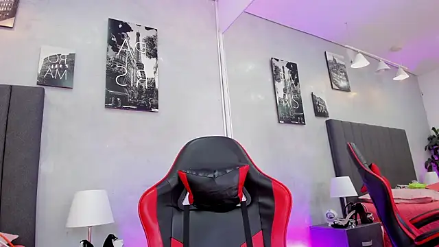 kendra_london's cam snapshot