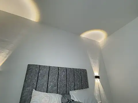 Mia_Allenn's cam snapshot