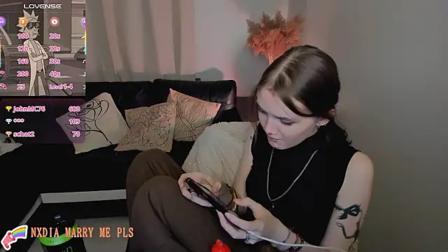 Dilara_xBaby's cam snapshot