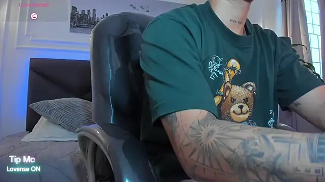 Damian23__ live sex cam