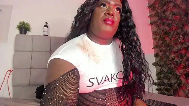 alondra_slut live sex cam