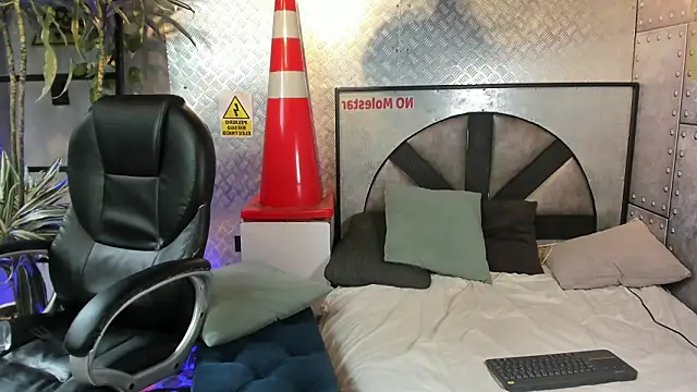 MarcoVitto live sex cam