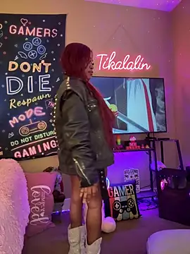 Tikalalin live sex cam